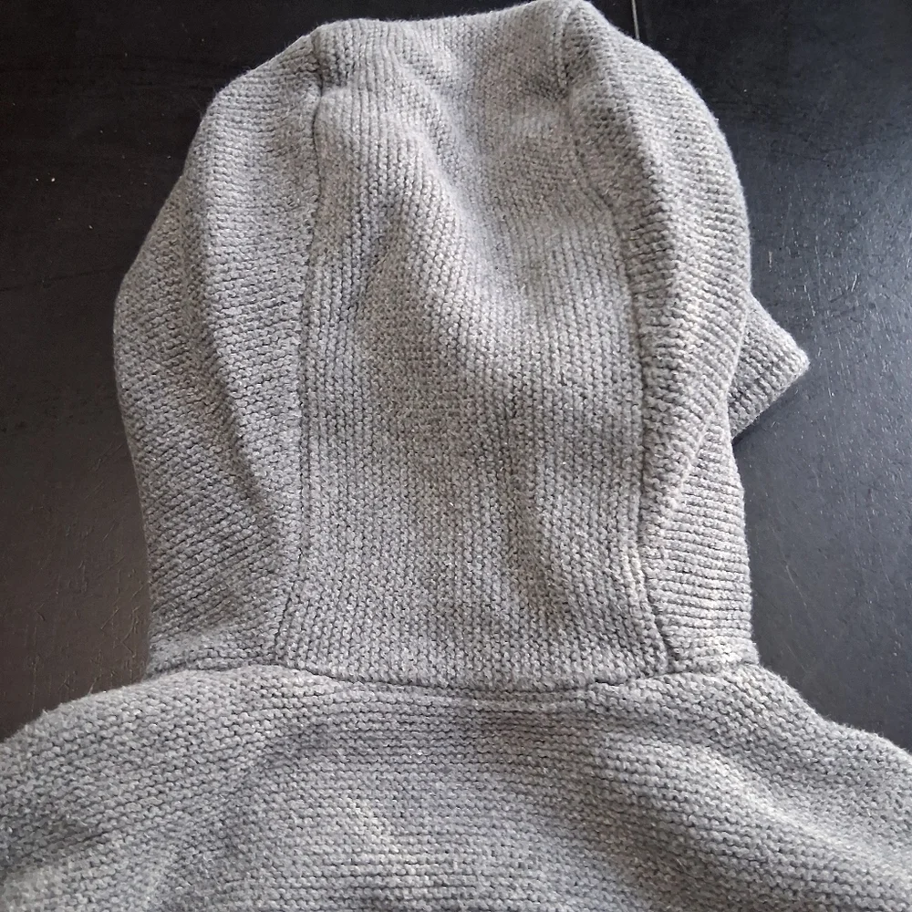 Childs Grey Soft Knit Cardigan    Size 1 1/2-2yr